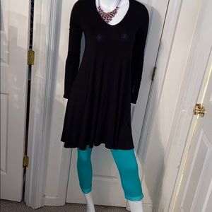 EvEREVE grace long SleeveDress NWT xs